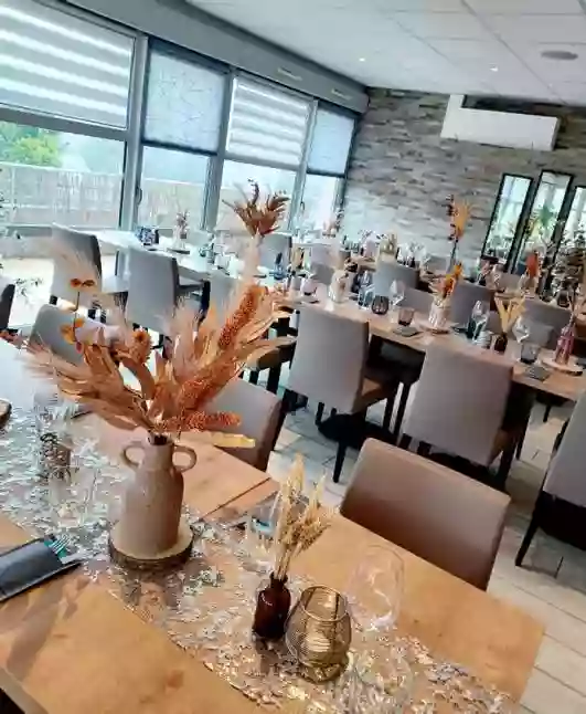 Le restaurant - Restaurant Les Bastides - restaurant CHEVIGNY-SAINT-SAUVEUR - meilleur resto CHEVIGNY-SAINT-SAUVEUR